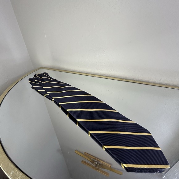 Brooks Brothers Striped Tie Mens OS Navy Gold Silk Neckwear Preppy Classic - Picture 1 of 13